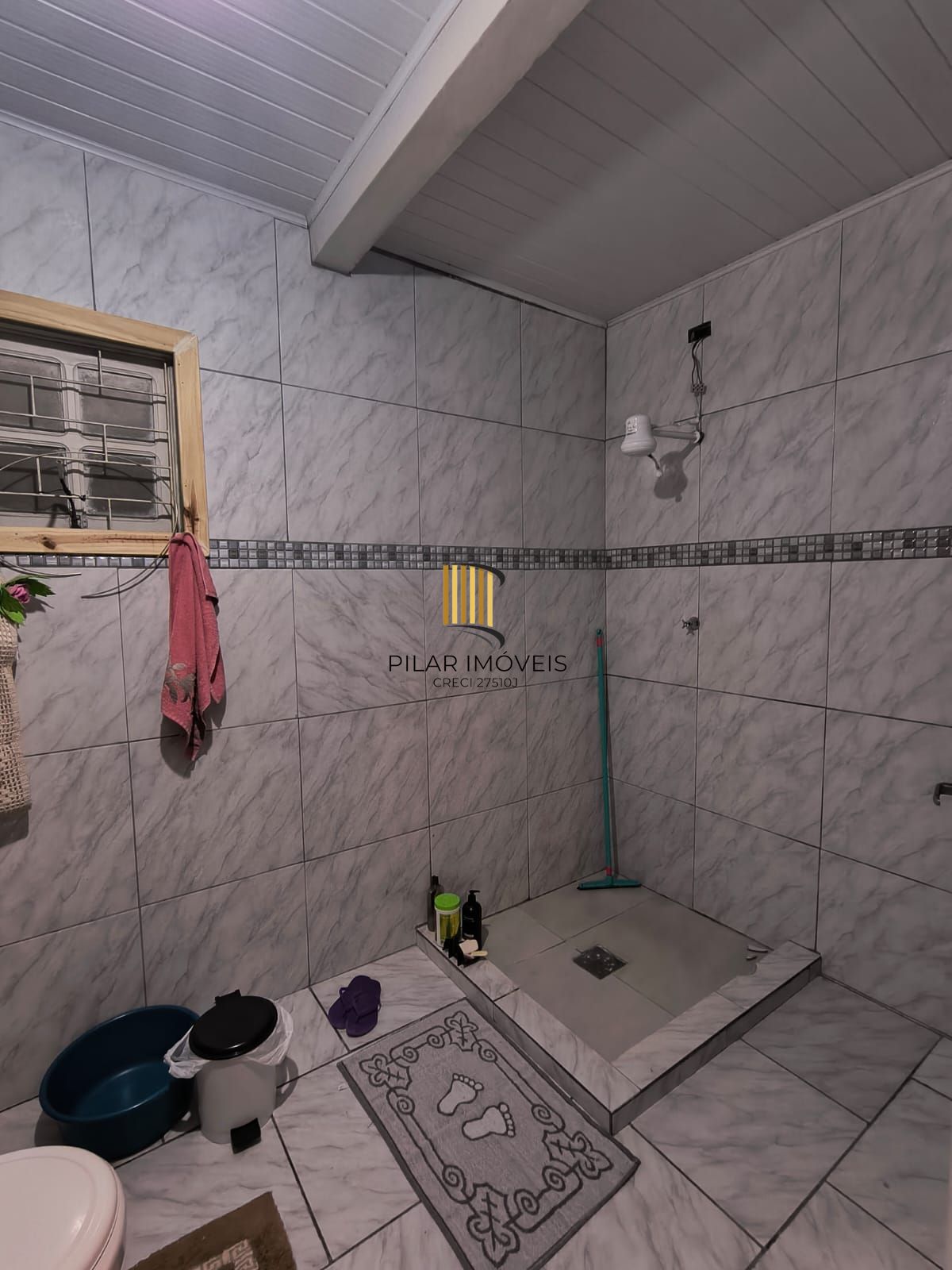 Casa de esquina com 3 dormitórios no bairro Campo Novo