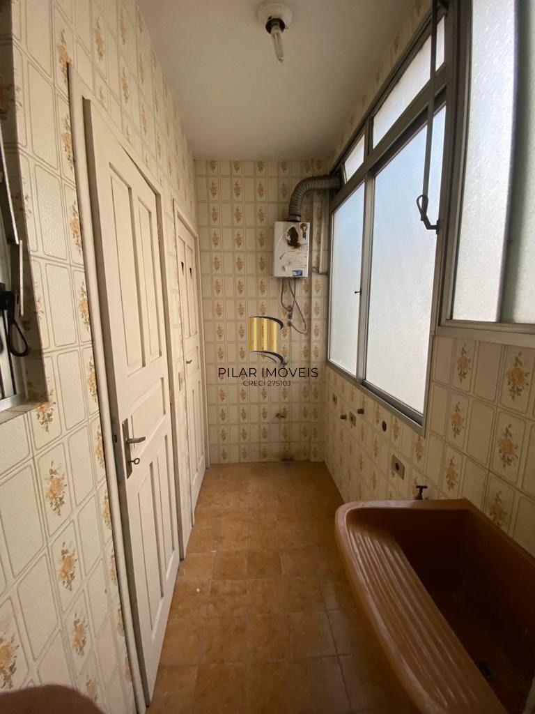 Apartamento no bairro Floresta - 3 dormitórios