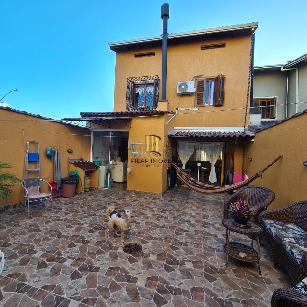 SOBRADO 4 DORMITORIOS, HIPICA