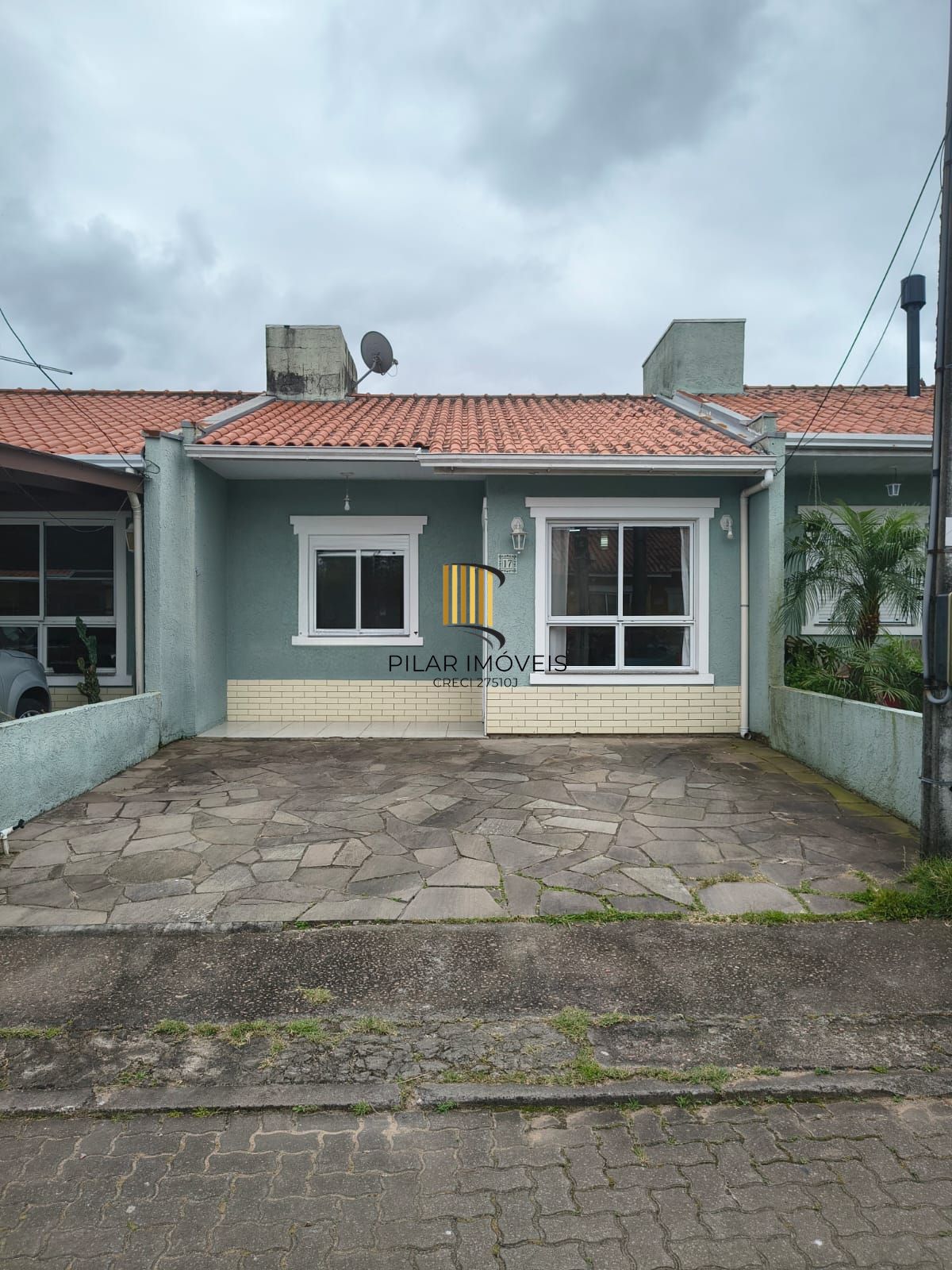 Casa em condominio fechado de 2 dormitorios MOBILIADA!