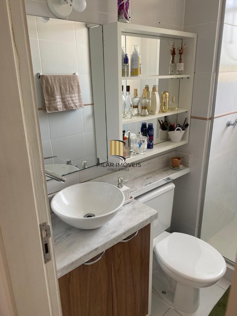 Apartamento no bairro Hípica - 2 dormitórios