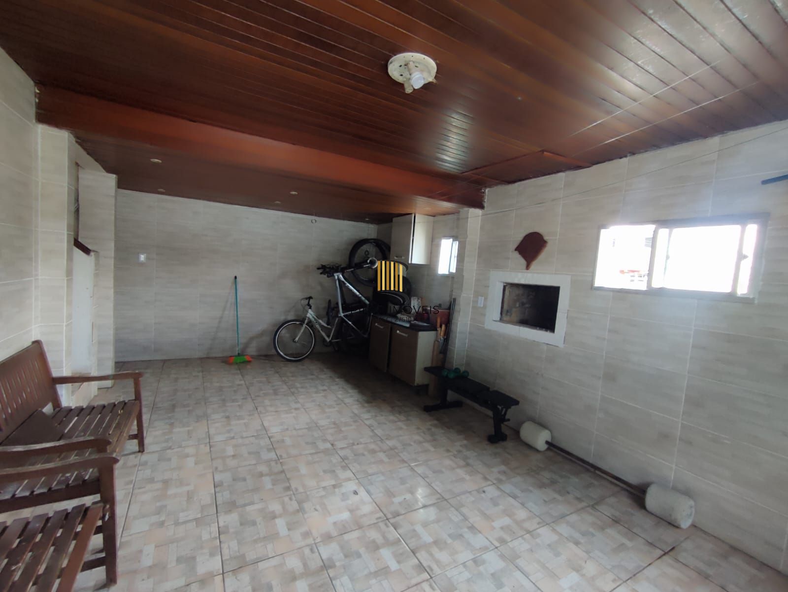 Casa no bairro Restinga - 3 dormitórios