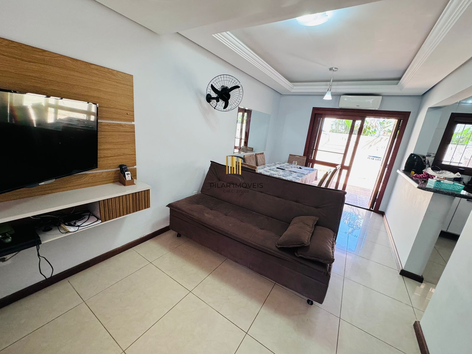 Casa no bairro Hípica - 3 dormitórios