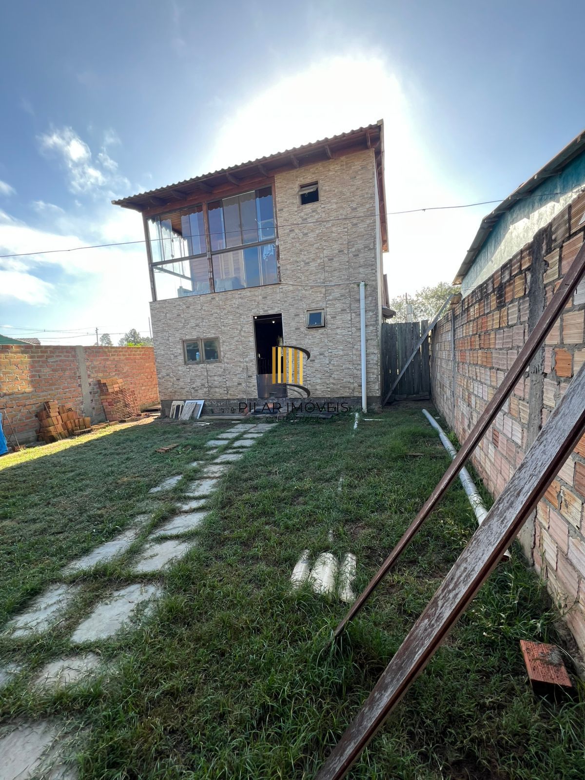 Belíssima Casa no bairro Restinga 2 Dormitórios sendo um uma suite