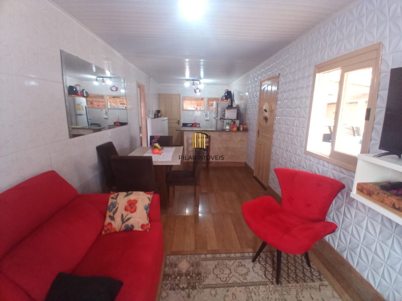 Casa no bairro Hípica - 2 dormitórios