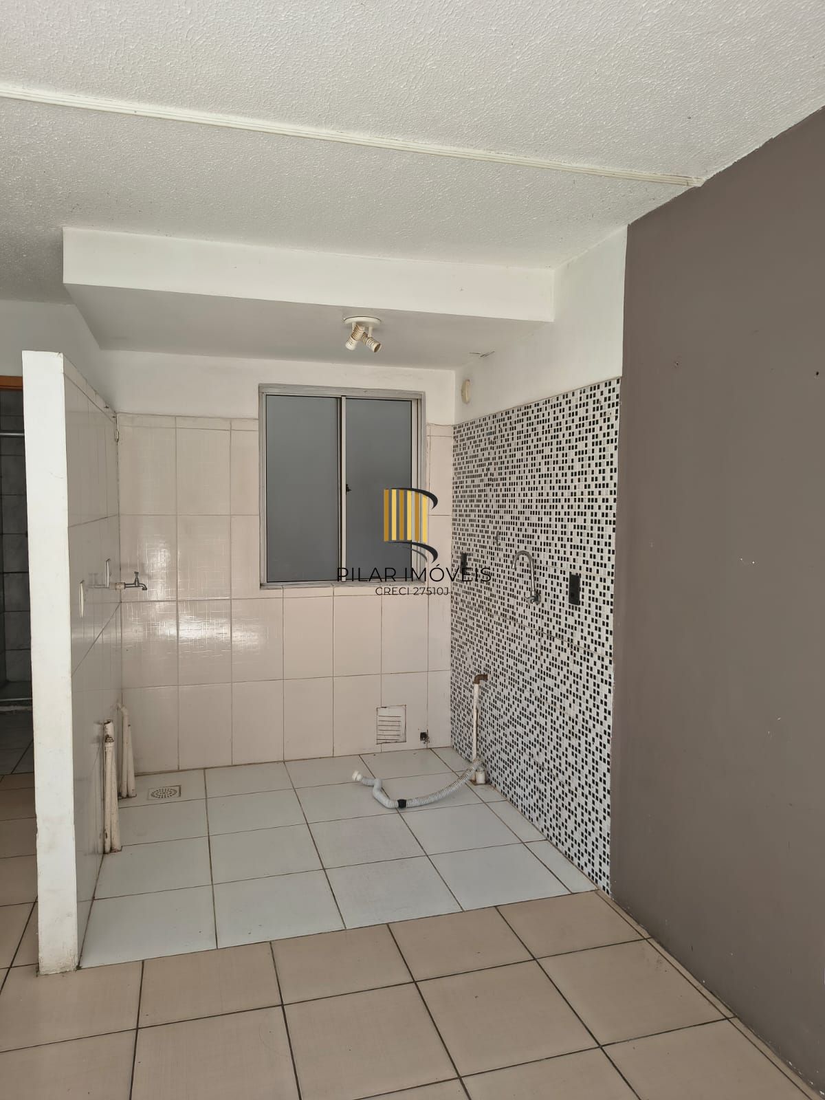 Apartamento no bairro Restinga - 2 dormitórios - 1 vaga de garagem