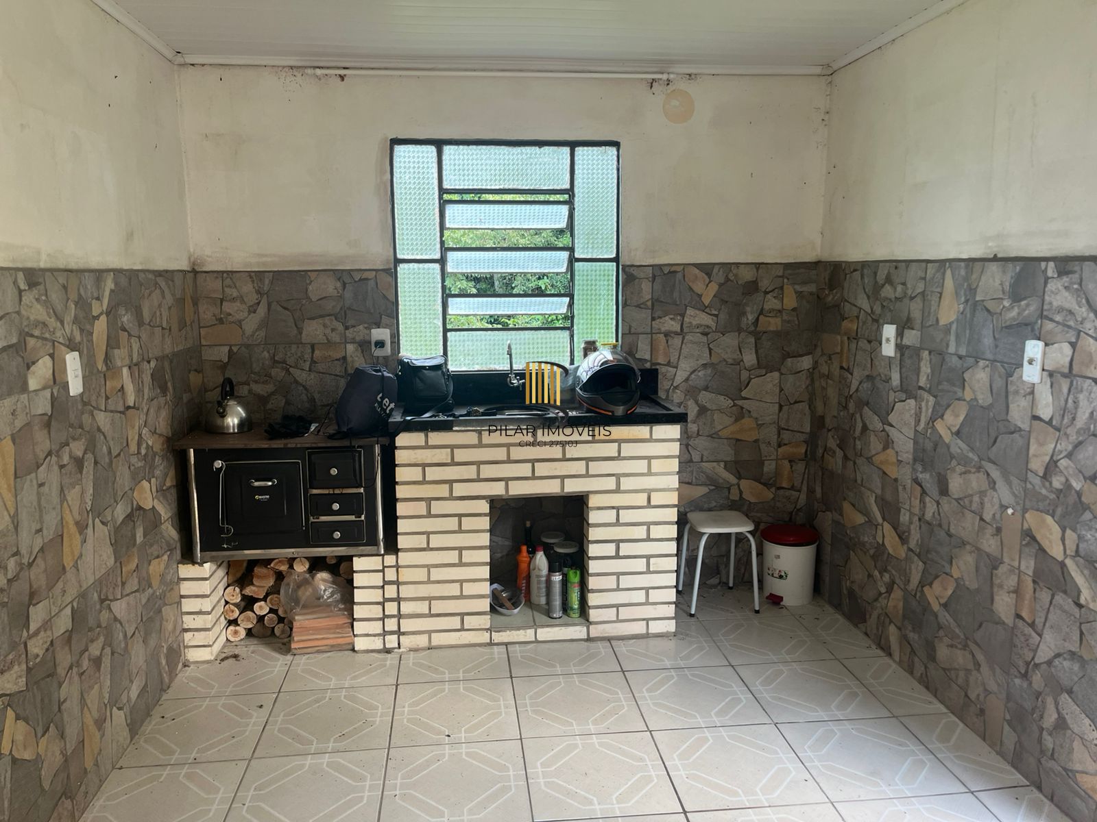 Casa no Bairro Vila Nova - 2 Dormitórios - 2 vaga de garagem