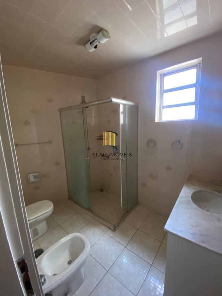 Apartamento no bairro Floresta - 3 dormitórios
