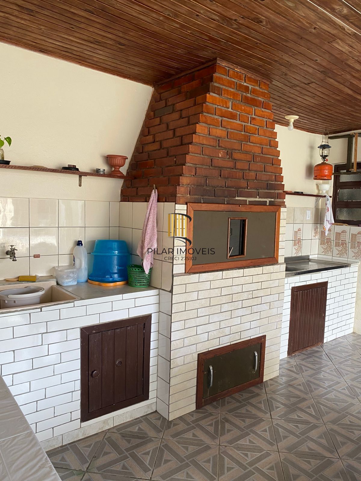 Casa em Cidreira com 4 dormitorios