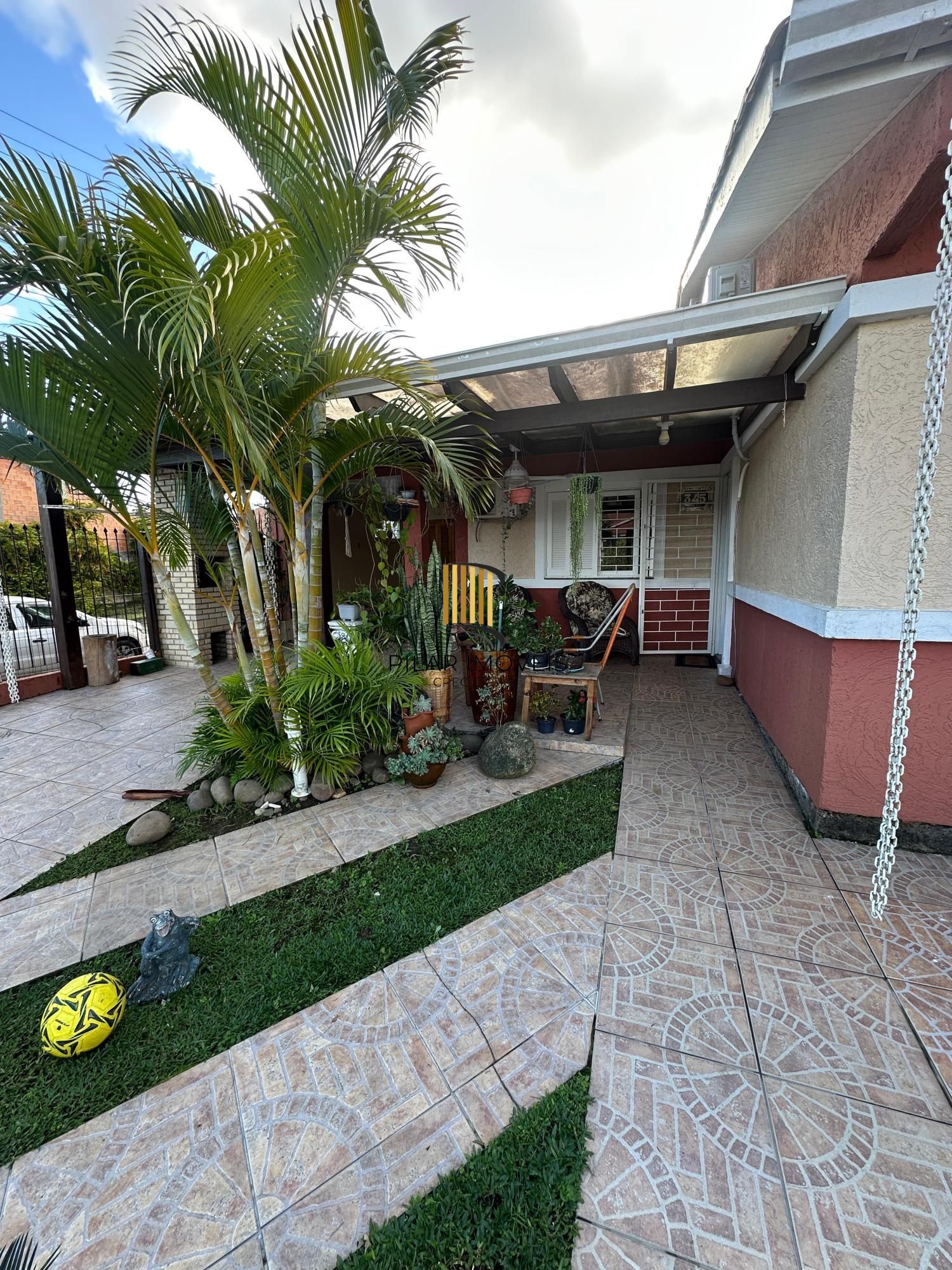 CASA DE ESQUINA NO MORADAS DO SUL - 4 DORMITÓRIOS