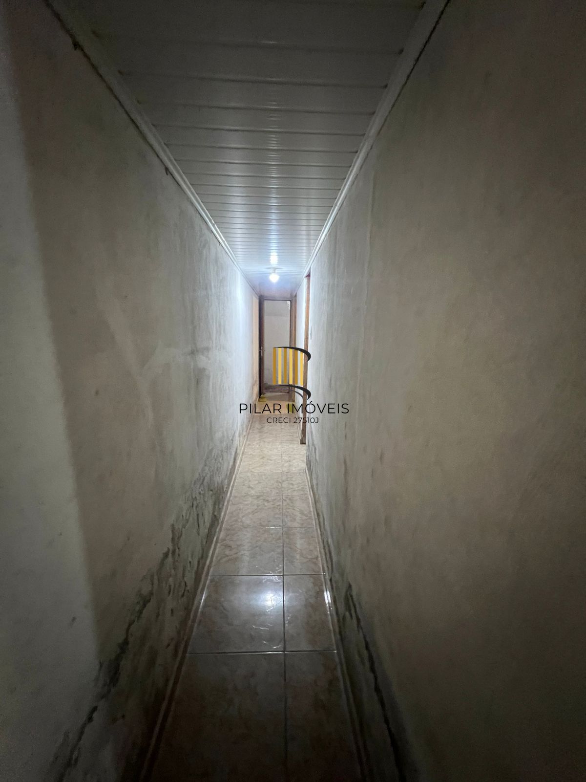 Casa de 2 Dormitórios no bairro Hipica