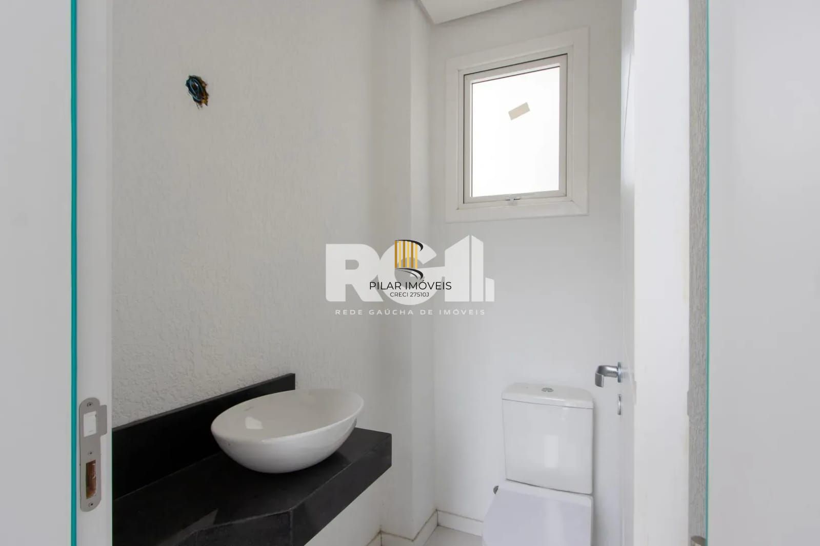 Casa de Condomínio 3 dormitórios no bairro Aberta dos Morros