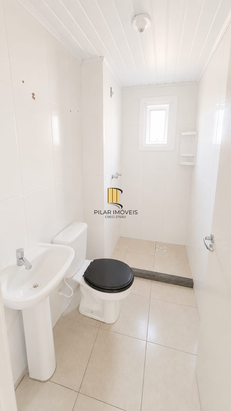 Apartamento térreo no bairro Restinga - 2 dormitórios - 1 vaga - FINANCIÁVEL