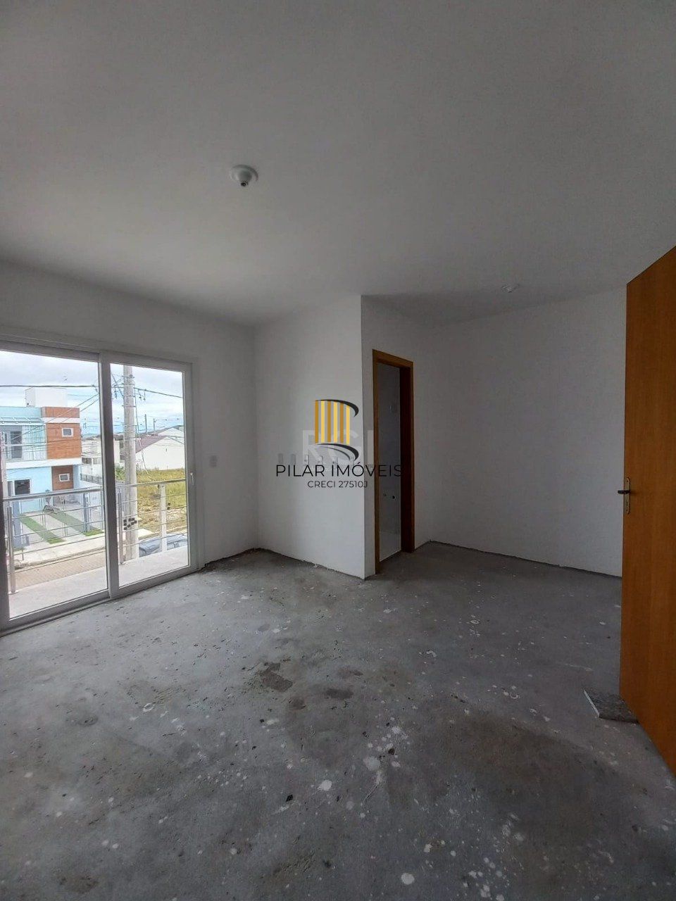 Sobrado no Bairro Aberta dos Morros - 3 Dormitórios