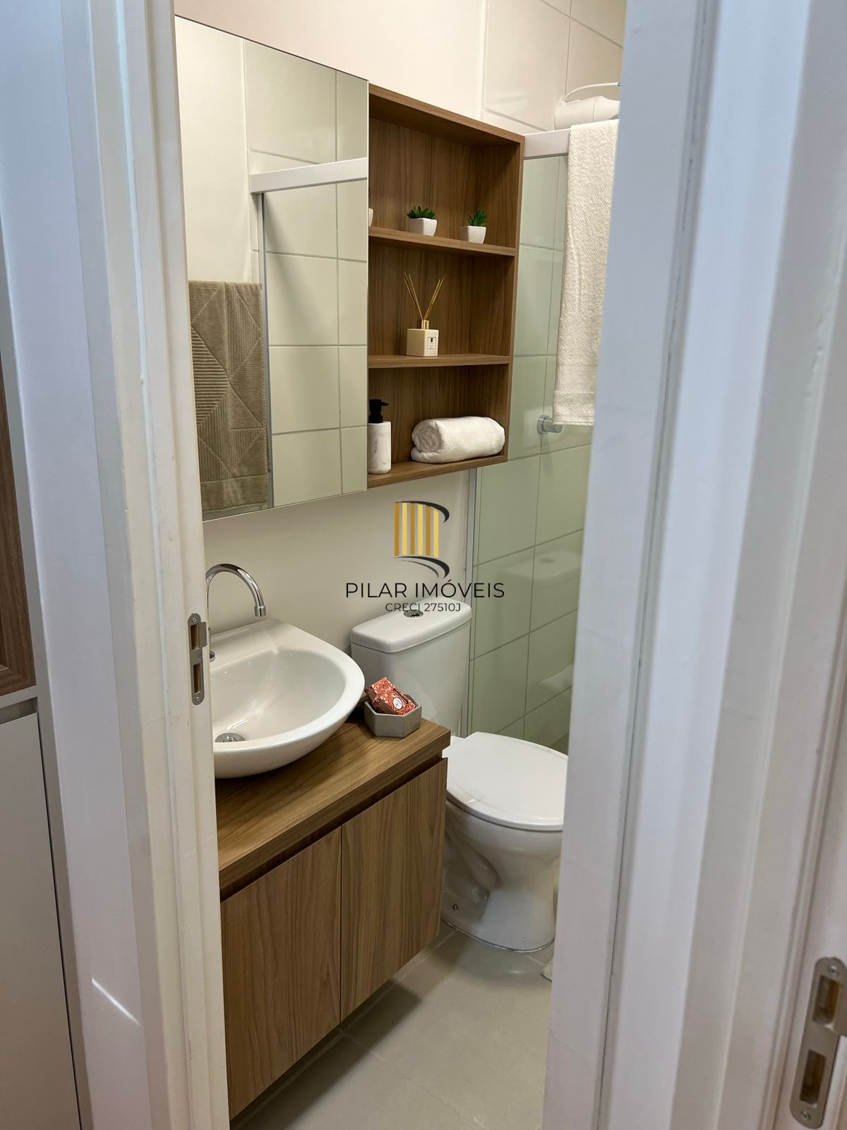 Ótimo apartamento Gardem de 2 dormitórios no bairro Campo Novo