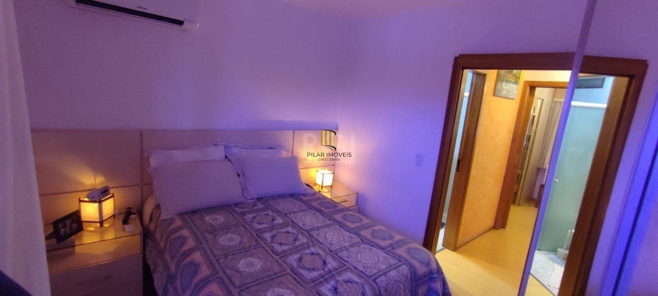 Casa 2 dormitórios no bairro Hípica