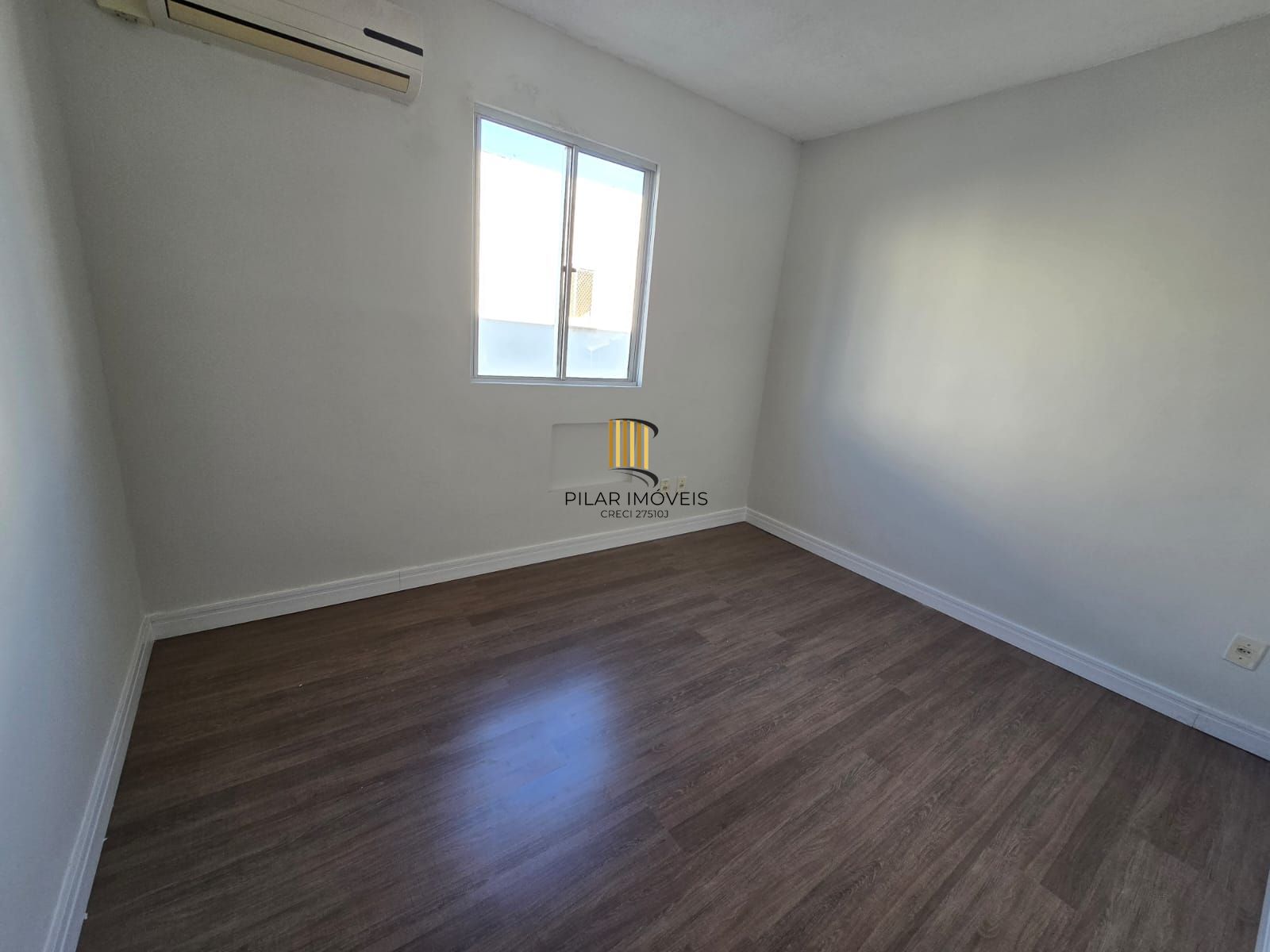 Apartamento no bairro Restinga semi mobiliado - 2 dormitórios - 1 vaga - Pilar Imóveis
