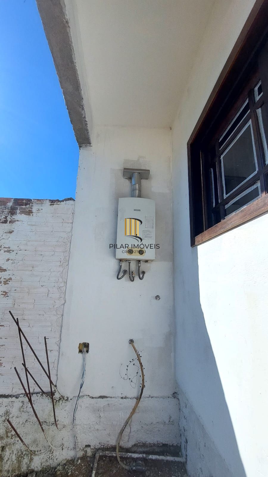 Casa no bairro Vila Nova - 4 dormitórios, Sendo 1 Suíte