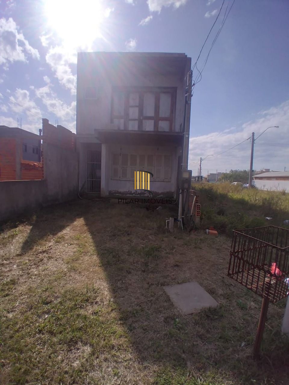 Sobrado no bairro Aberta dos Morros - 3 dormitórios - 1 suíte