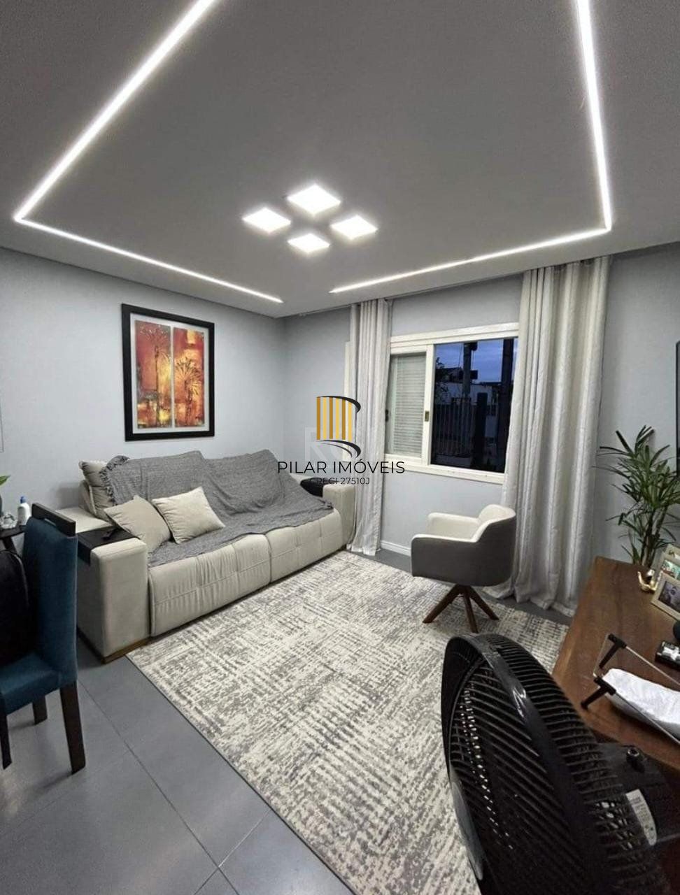 Casa no bairro Hípica - 4 dormitórios