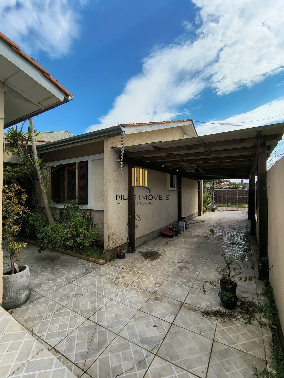 Casa de 2 dormitórios na Hípica
