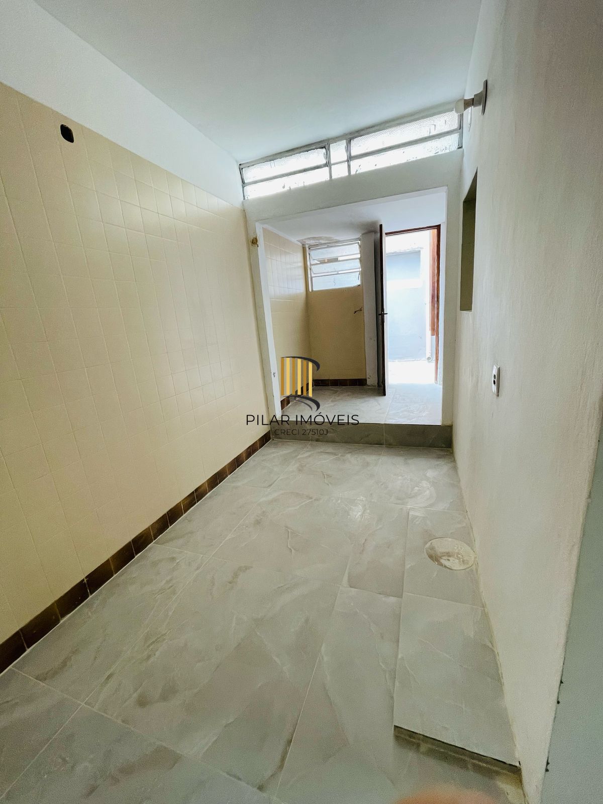 Apartamento Bairro centro- 3 dormitórios ,Sendo 1 suíte.