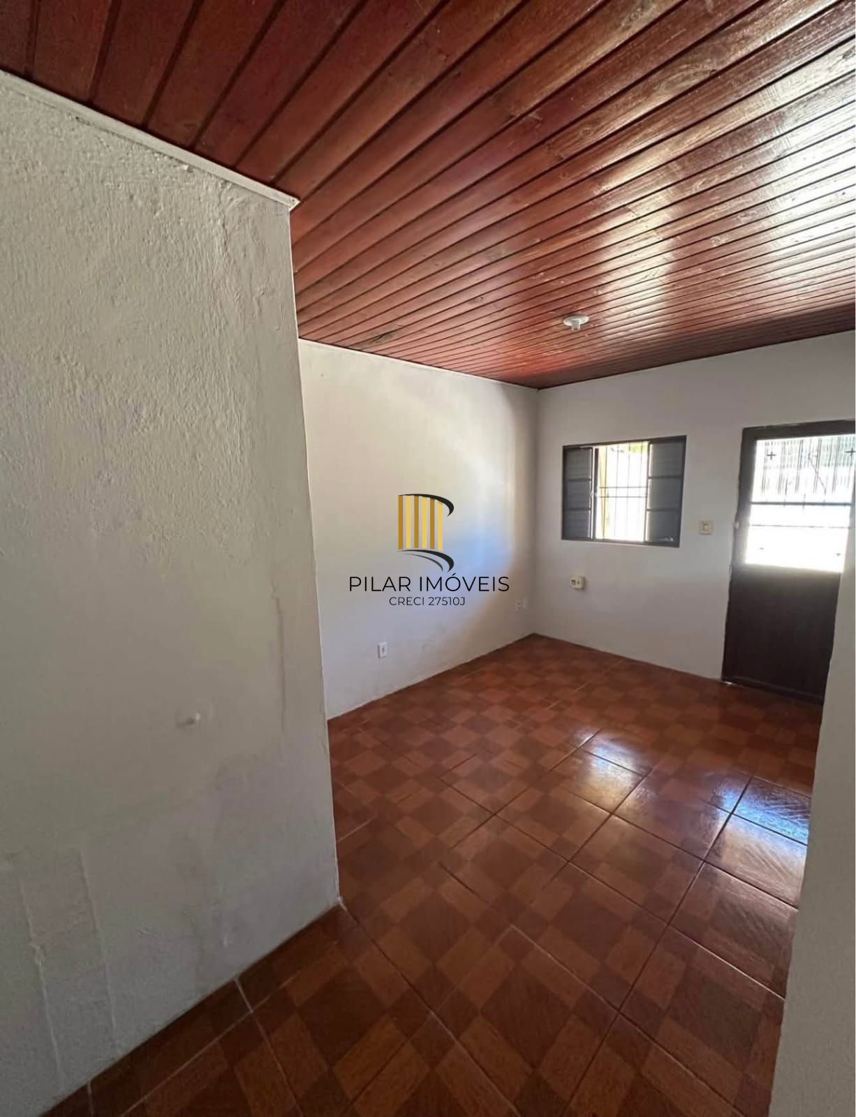 Excelente casa térrea 2 dormitórios Bairro Restinga