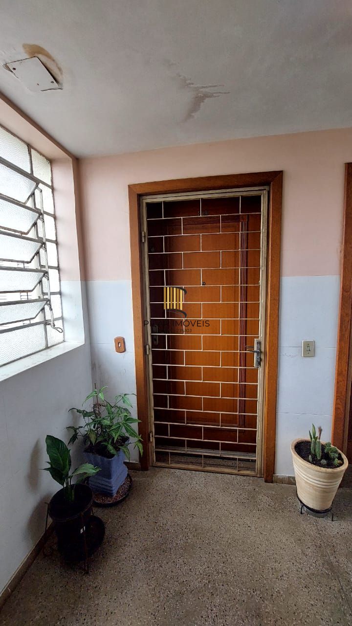 Apartamento no bairro Cristal 2 dormitórios -  1 vaga de garagem
