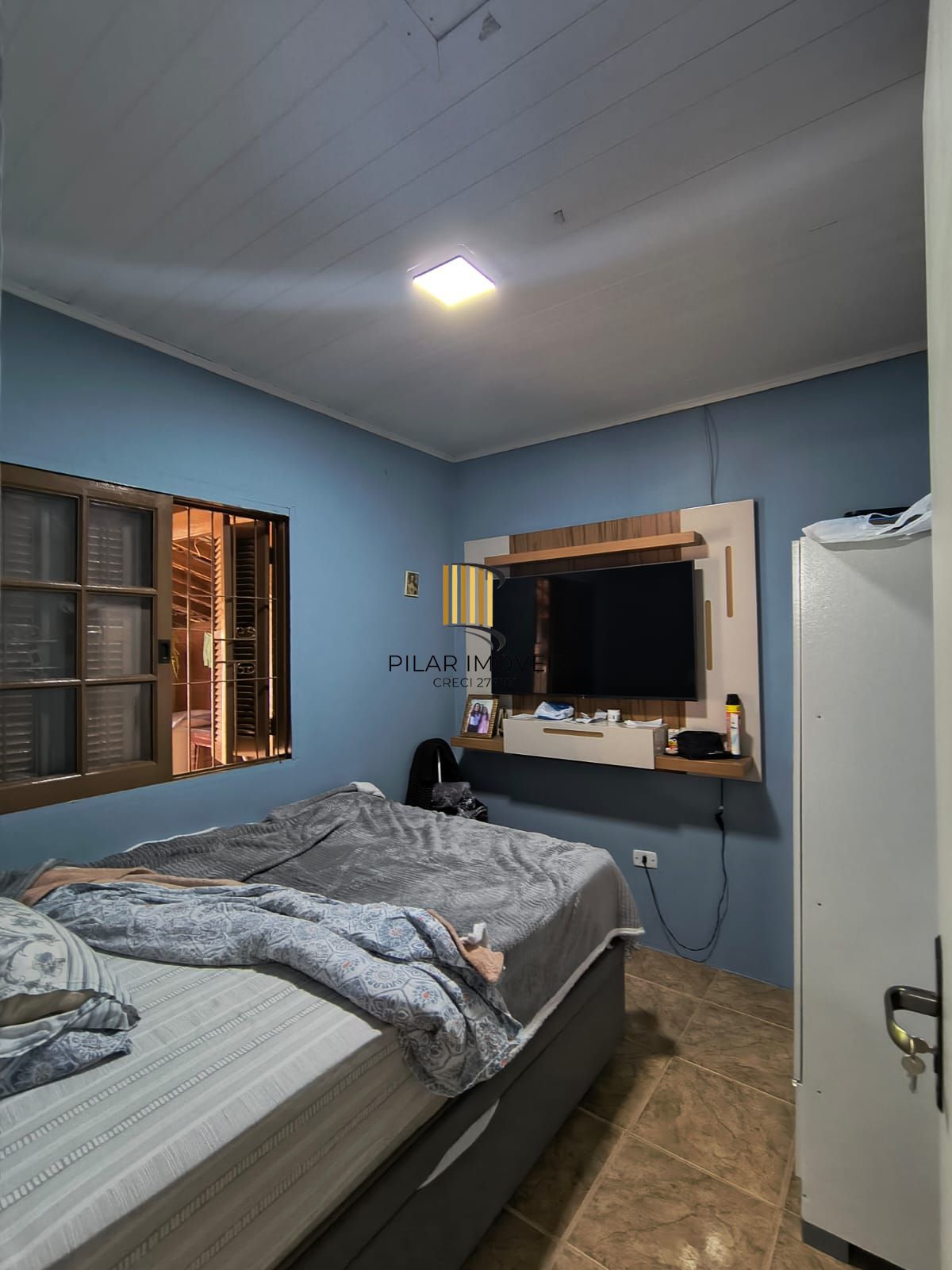 Casa de esquina com 3 dormitórios no bairro Campo Novo