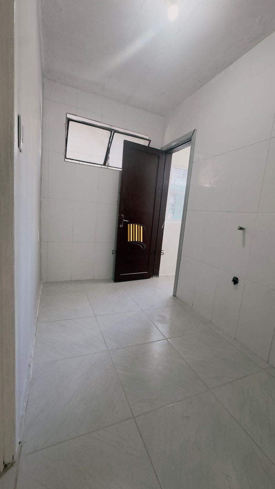 Lindo apartamendo de 2 dormitórios localizado no bairro restinga