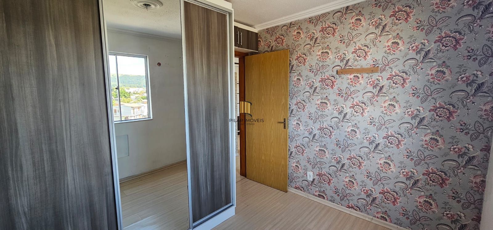 Apartamento semimobiliado Restinga