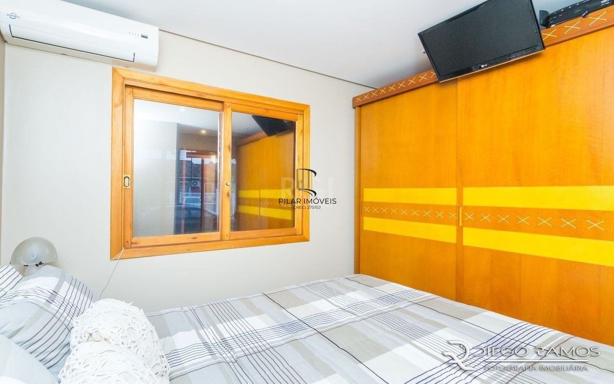 Casa no bairro Hípica - 3 dormitórios - Moradas do Sul