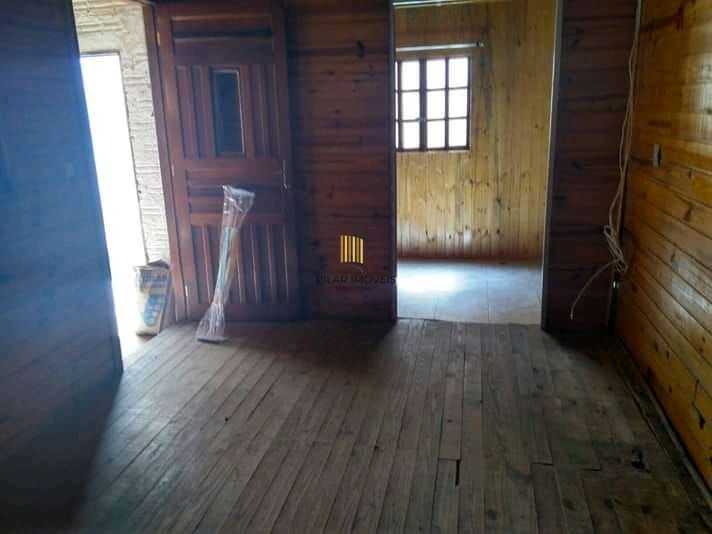 Casa no bairro Hípica - 2 dormitórios