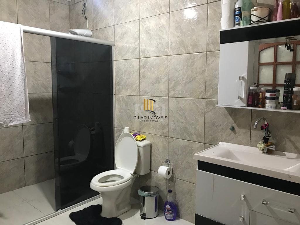 Casa no Bairro Restinga - 3 Dormitórios