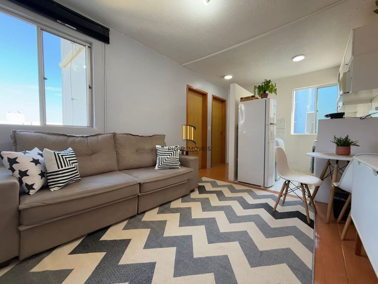 Apartamento mobiliado 2 dormitórios - Restinga