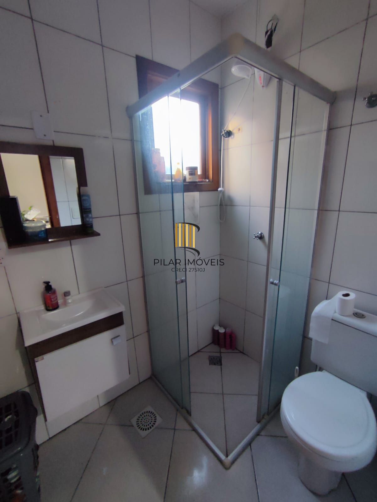 Casa no bairro Hípica - 2 dormitórios - 1 suíte