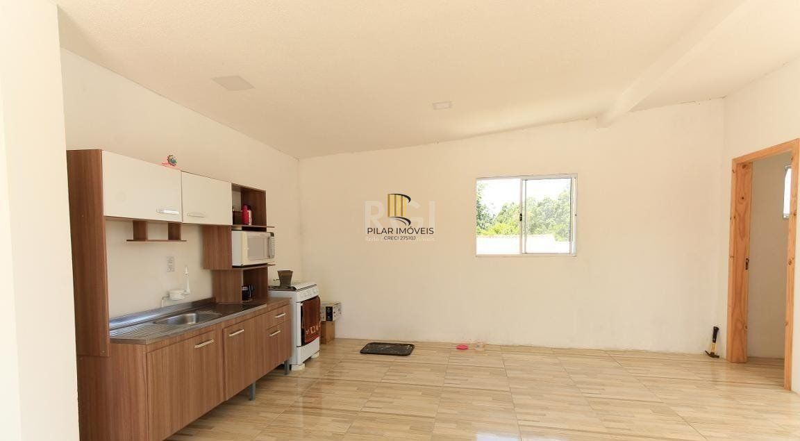 Casa no bairro Hípica - 3 dormitórios