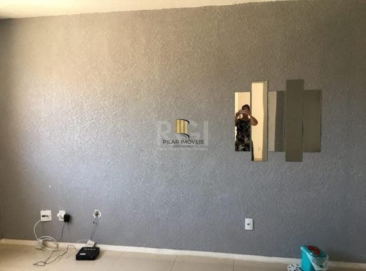 Apartamento no bairro Hípica - 2 dormitórios