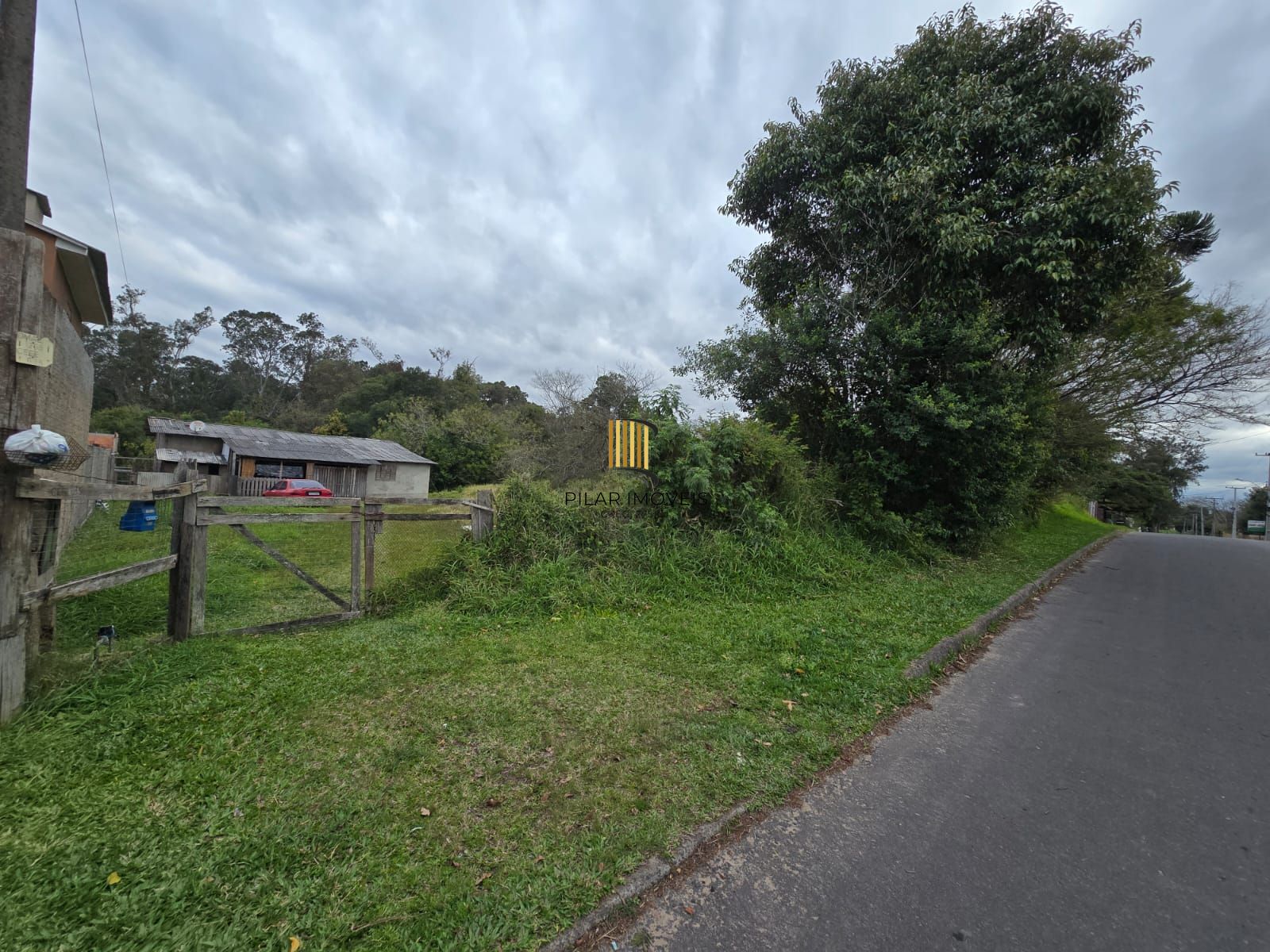 Terreno no bairro Restinga 40x77