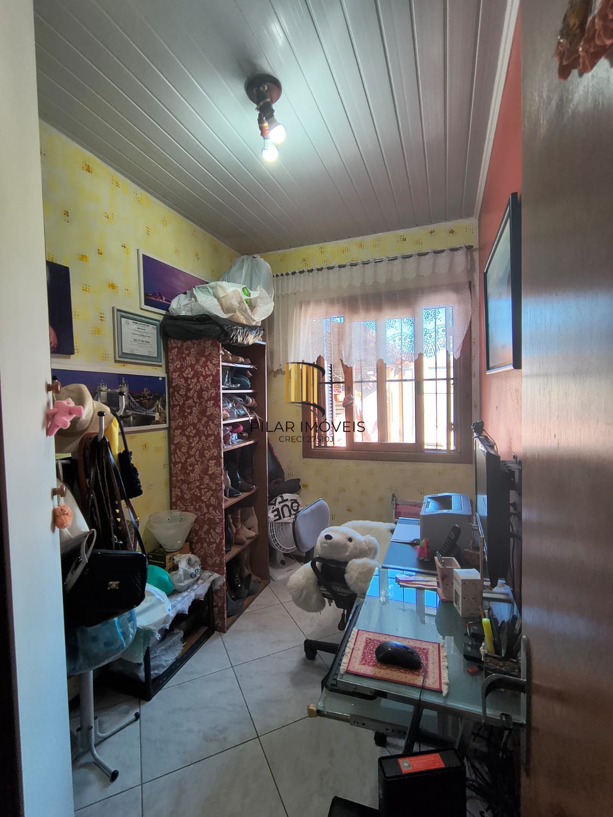 Belissima casa terrea de esquina, 3 dormitorios, semi mobiliada e com piscina, no Loteamento Moradas do Sul