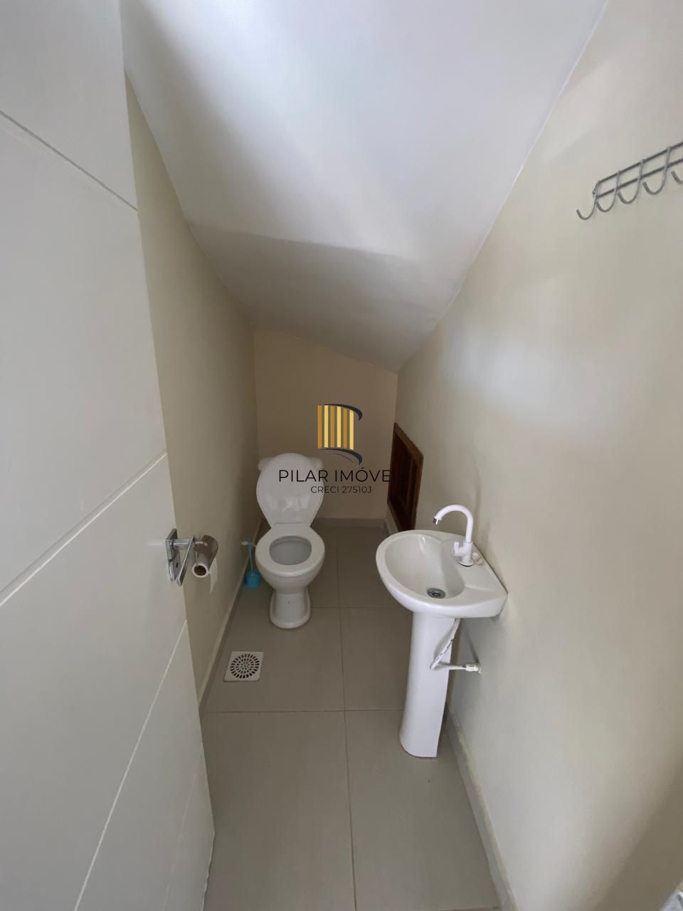 Casa de 3 Pavimentos no Bairro Aberta dos Morros