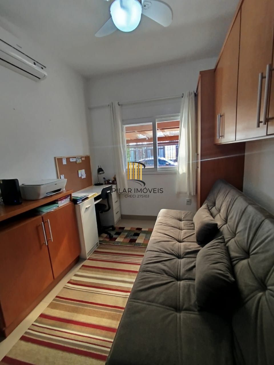 Casa no bairro Hípica - 2 dormitórios