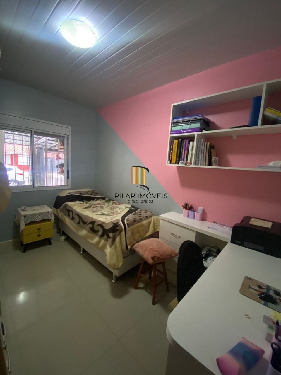 Casa 2 dormitórios no bairro Hípica