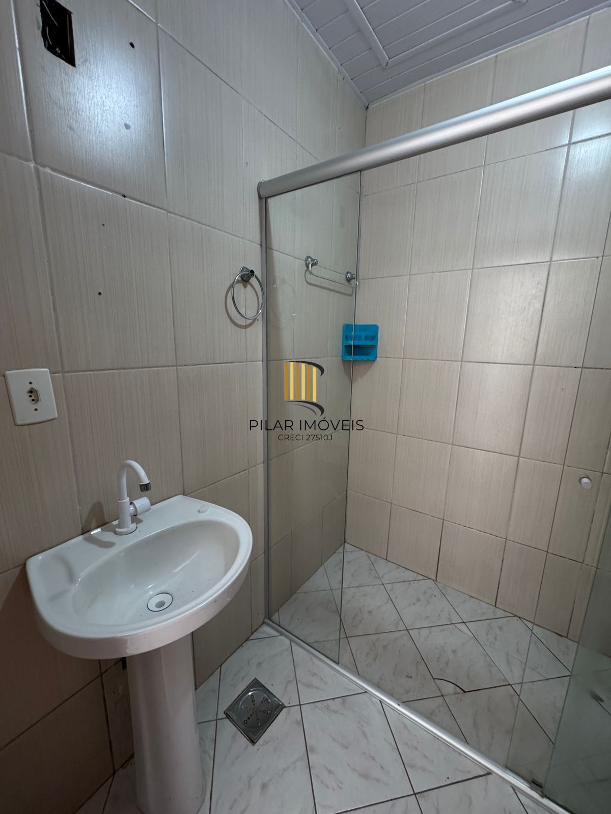 Casa no bairro Hípica - 2 dormitórios