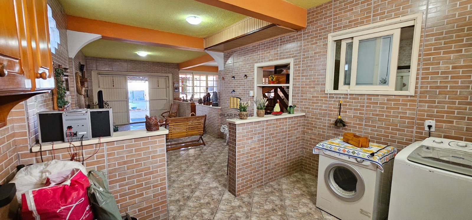 Casa 3 dormitórios Bairro Guarujá