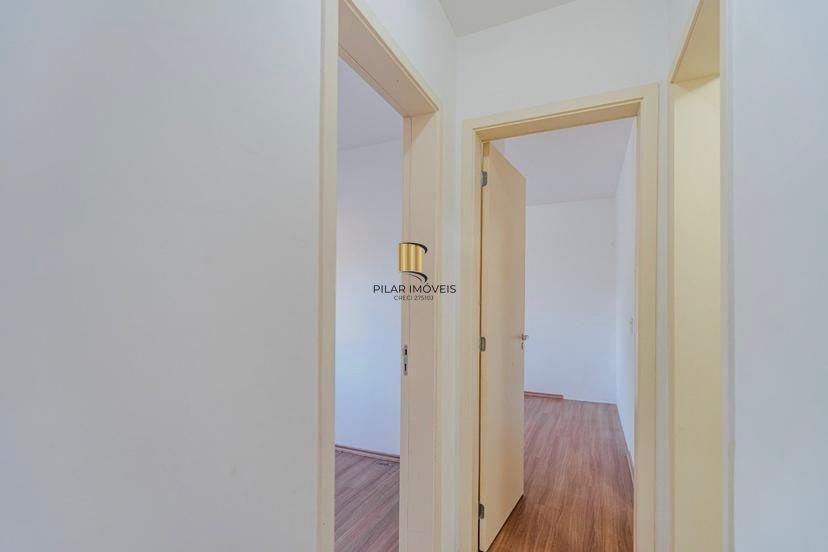 Apartamento no bairro Teresopólis - 2 dormitórios - 1 vaga de garagem