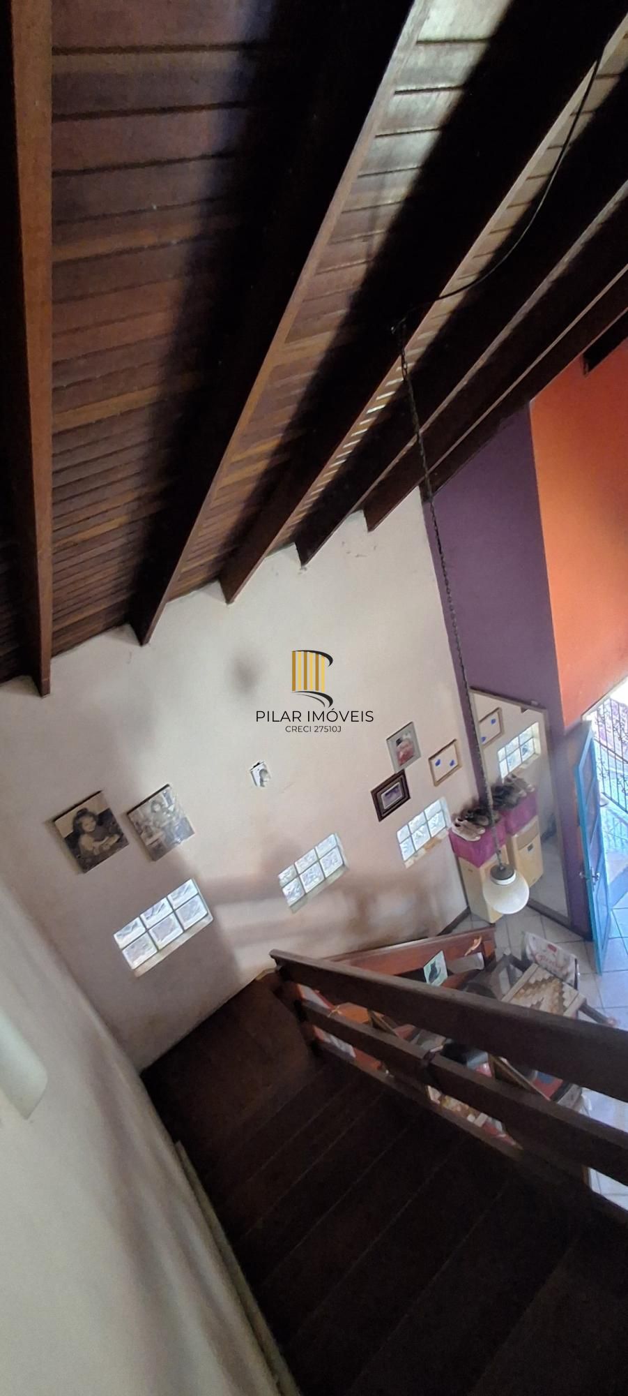 Casa no bairro Restinga - 4 dormitórios