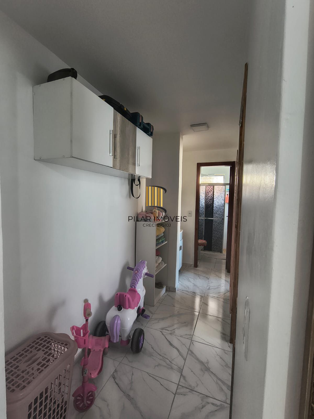 Apartamento de 2 dormitórios na Restinga