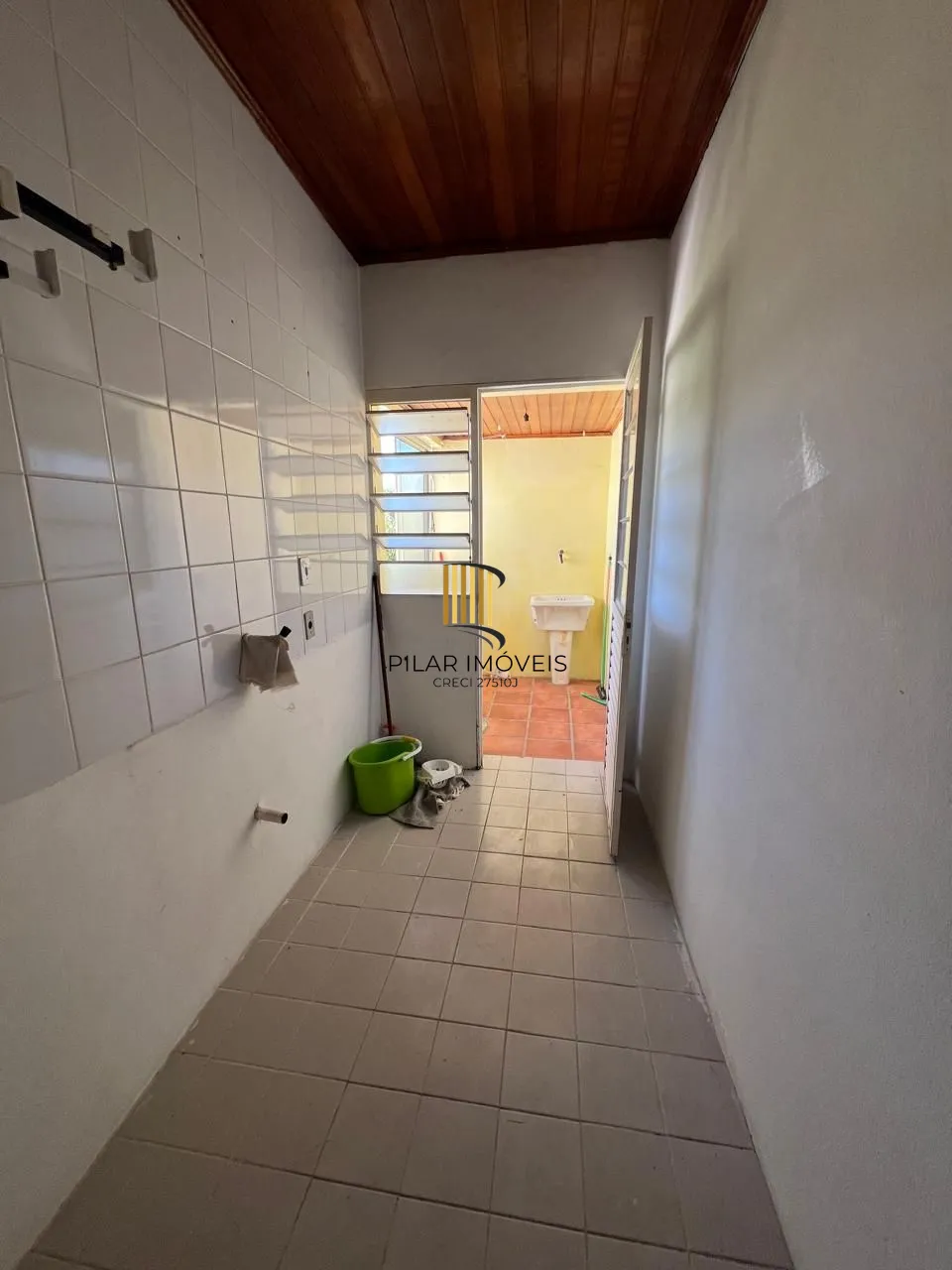 Apartamento de 2 dormitórios localizado em viamão