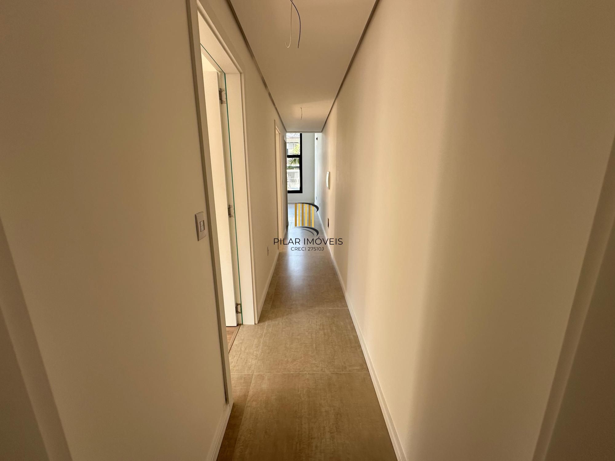 Casa 3 dormitórios no Bairro Hípica - Jardins do Prado